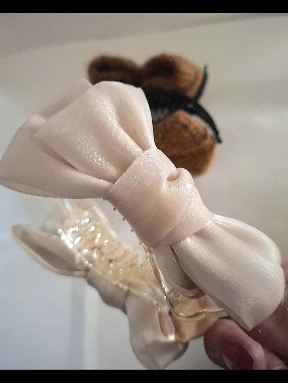 SHEIN Brown Knit Bow & Pink Satin Bow Hair Claw Set